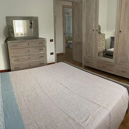 Дом отдыха Casa Monica Ла-Калетта